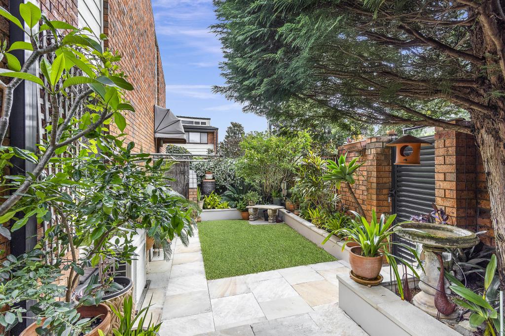 1/49 Ben Boyd Rd, Neutral Bay, NSW 2089