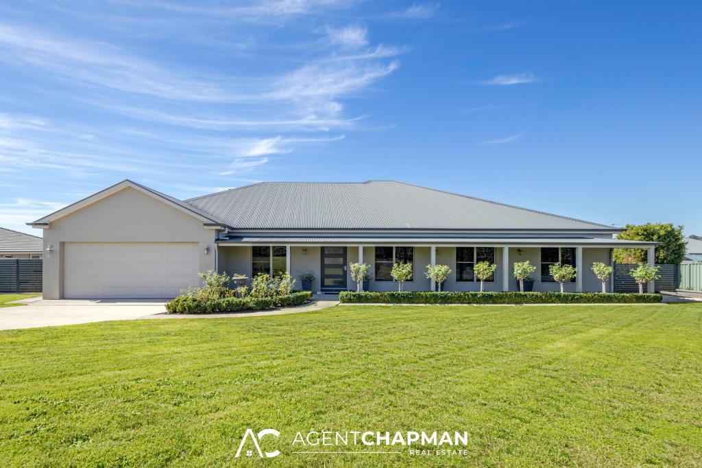 7 Lockyer Pl, Llanarth, NSW 2795