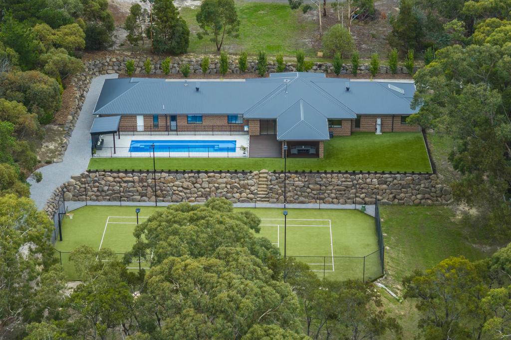 27 Scott St, Macedon, VIC 3440