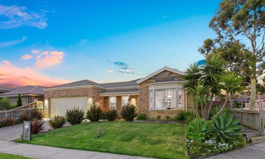 5 DALTON WAY, CRANBOURNE EAST, VIC 3977