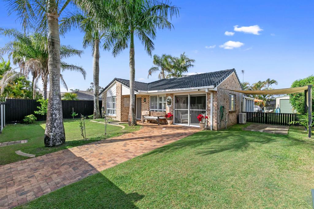 64 Cedar Cres, Kawungan, QLD 4655