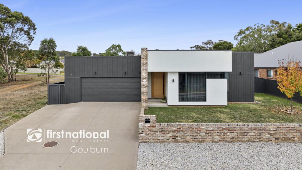 33 Theatre Dr, Goulburn, NSW 2580