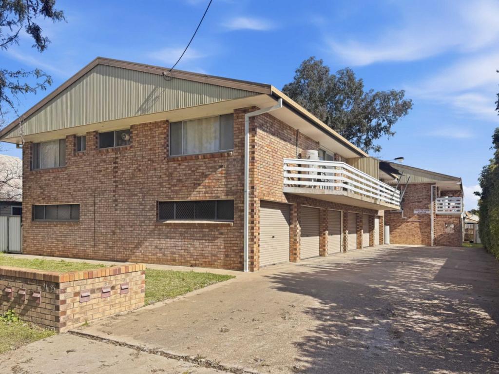 93 BOSTON ST, MOREE, NSW 2400