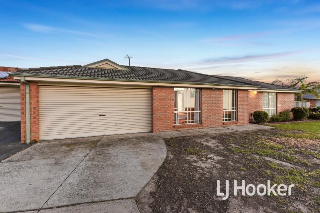 1 Mark Pl, Pakenham, VIC 3810