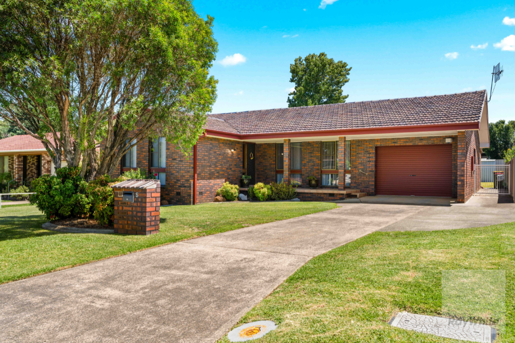 5 Farrar Dr, North Nowra, NSW 2541