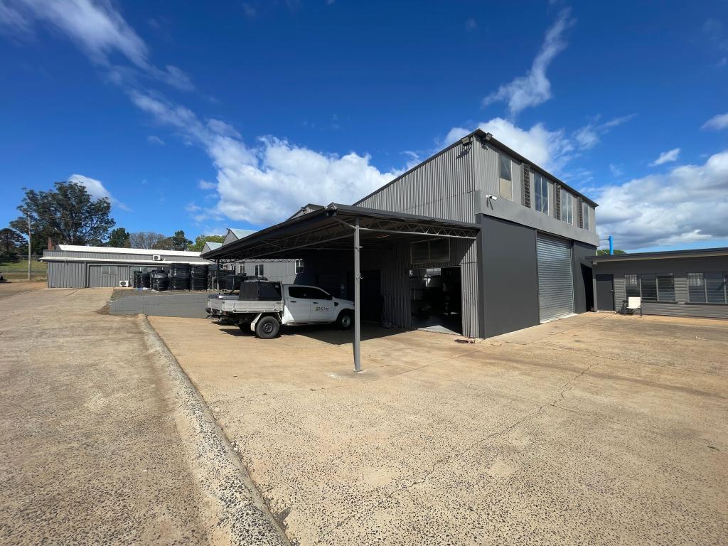 Tenancy 1/5-7 Wilkinson St, Harlaxton, QLD 4350