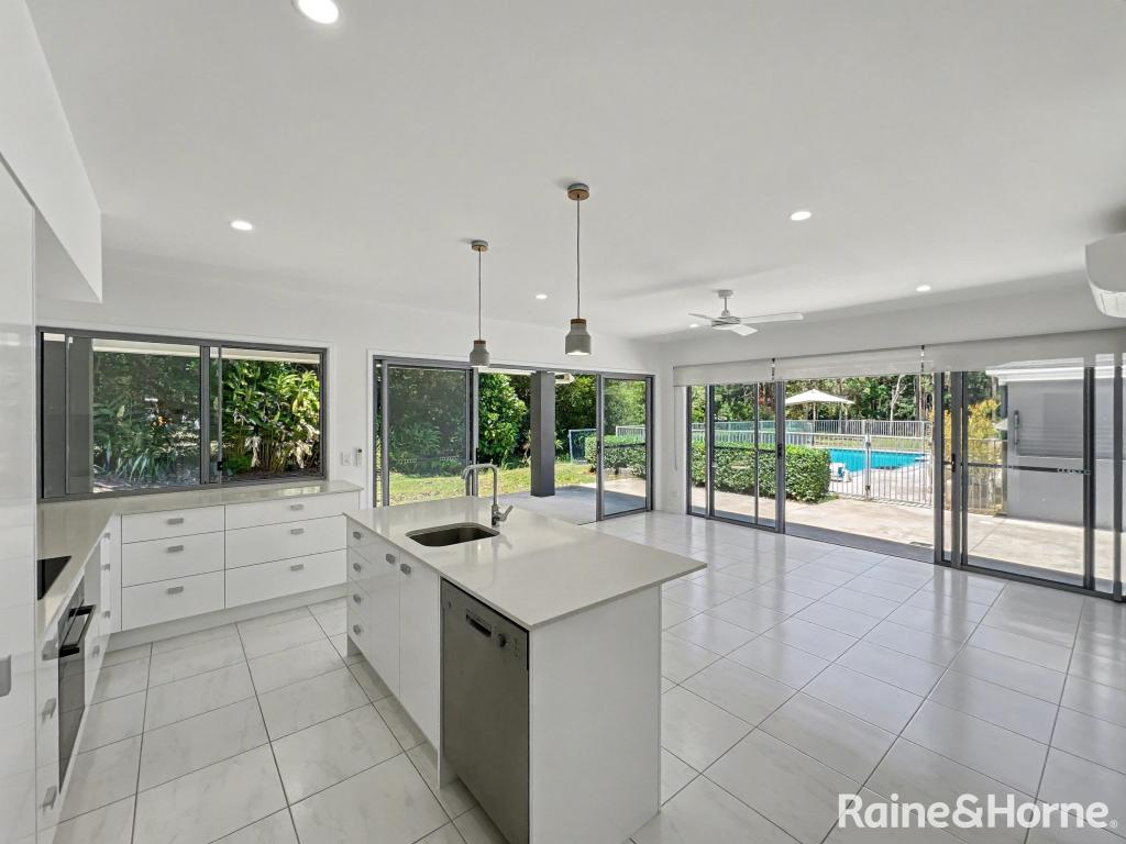 5 Grey Gum Ct, Lake Macdonald, QLD 4563