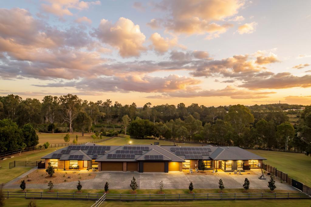 59 Landing Pl, Moggill, QLD 4070