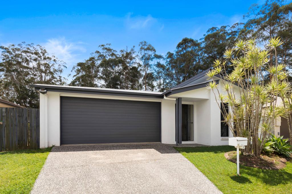 15 WHISTLER PL, BEERWAH, QLD 4519