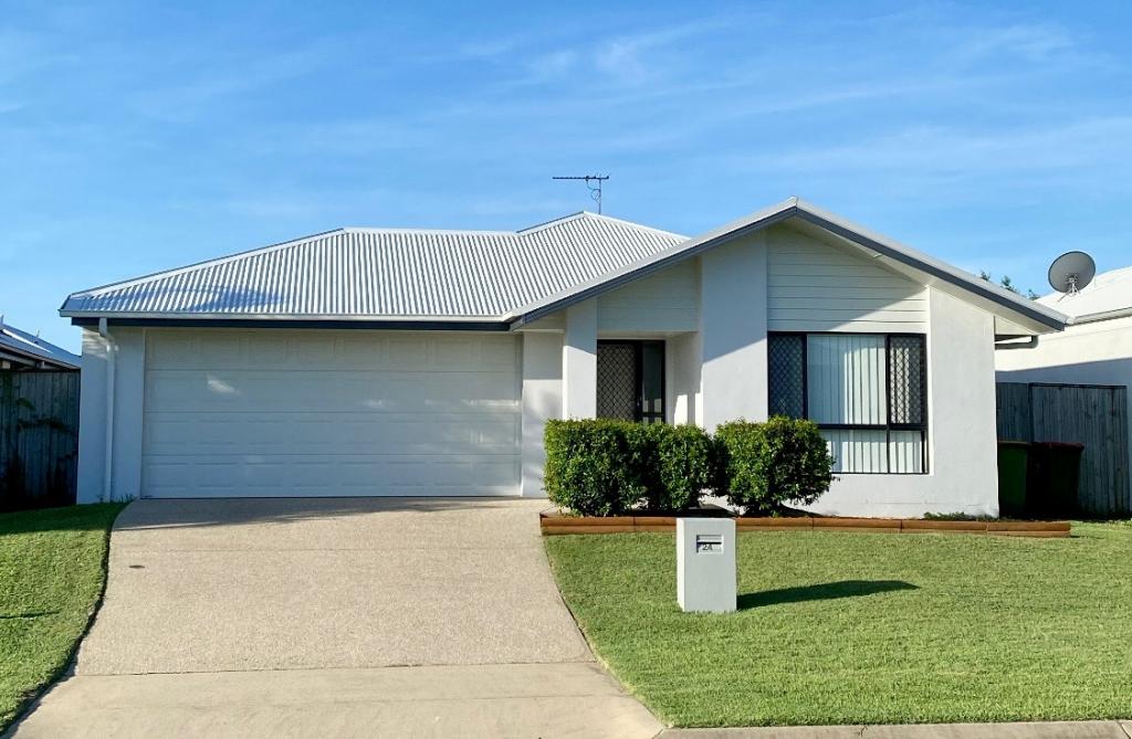 24 Esperance Ave, Blacks Beach, QLD 4740