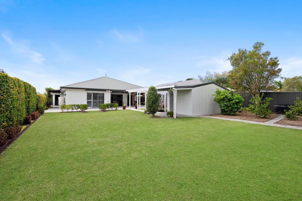 18 Hegarty Cct, Bli Bli, QLD 4560