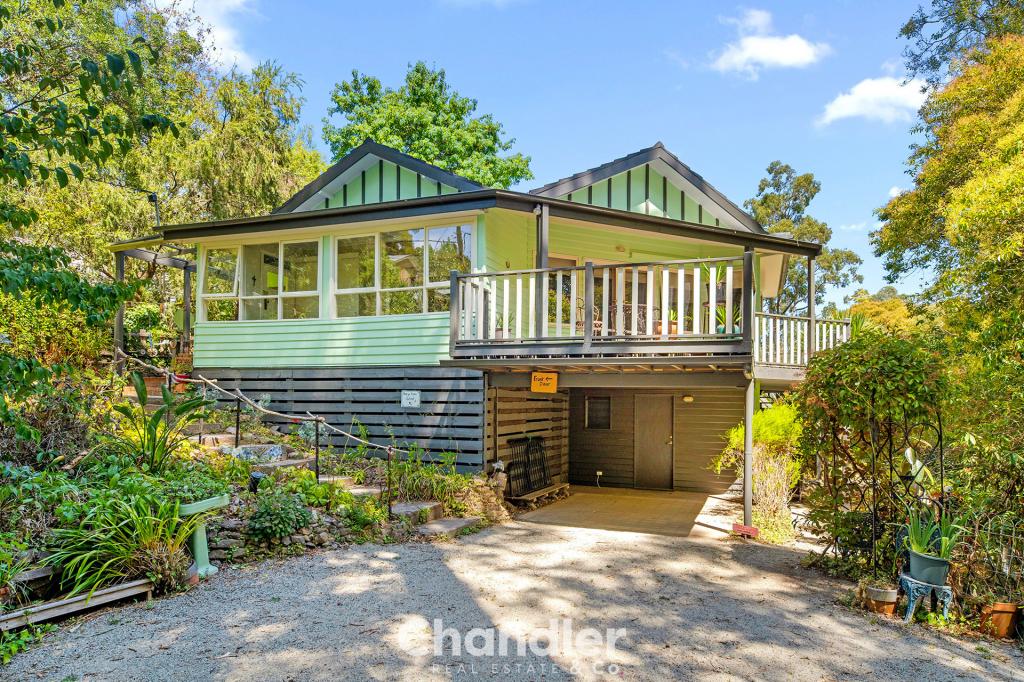 54 HAZEL GR, TECOMA, VIC 3160