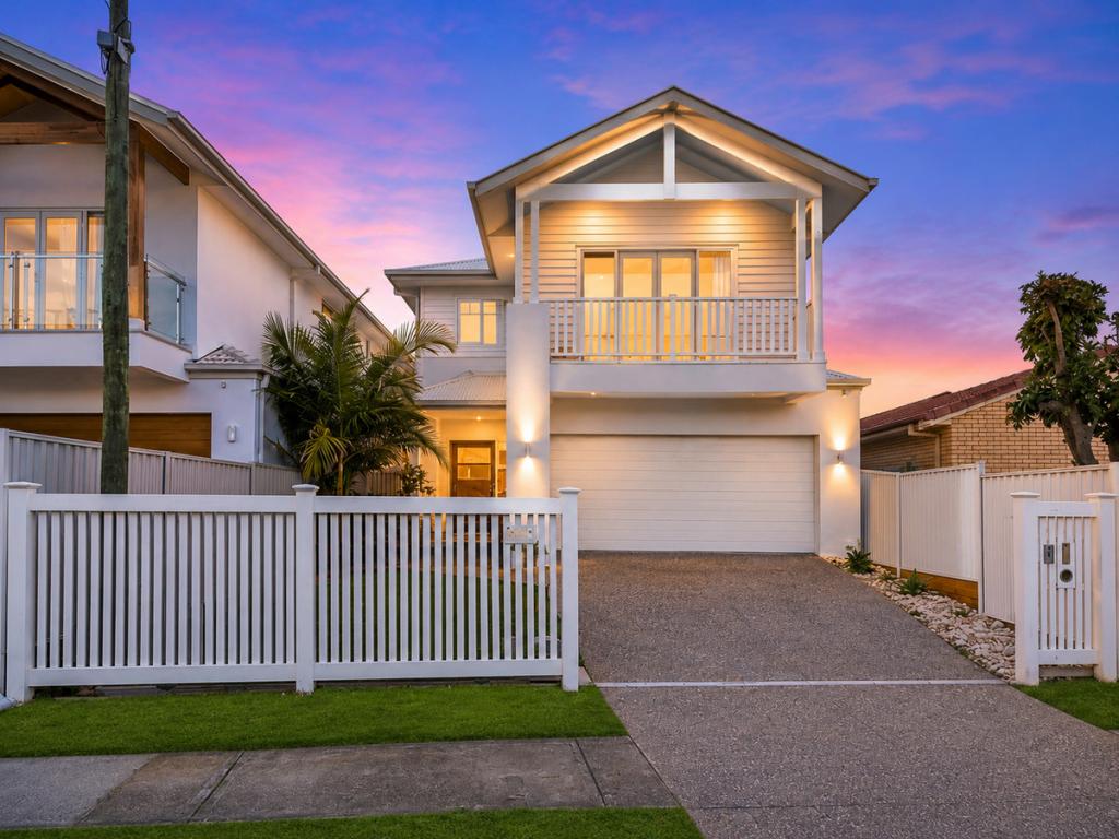 163a Prince Edward Pde, Scarborough, QLD 4020