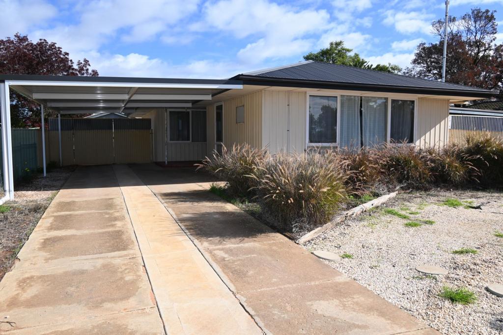 34 STRANGMAN RD, WAIKERIE, SA 5330