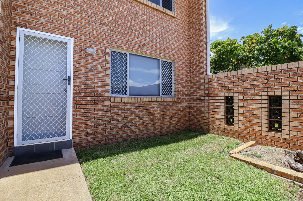 4/141 OAKA LANE, GLADSTONE CENTRAL, QLD 4680