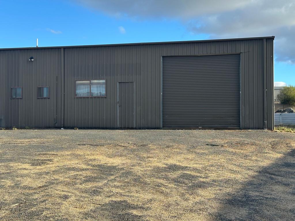 Building C/10 Old Temora Rd, Young, NSW 2594