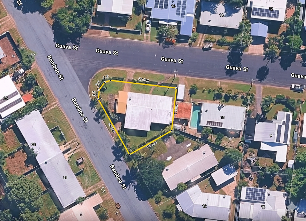 13 Guava St, Holloways Beach, QLD 4878