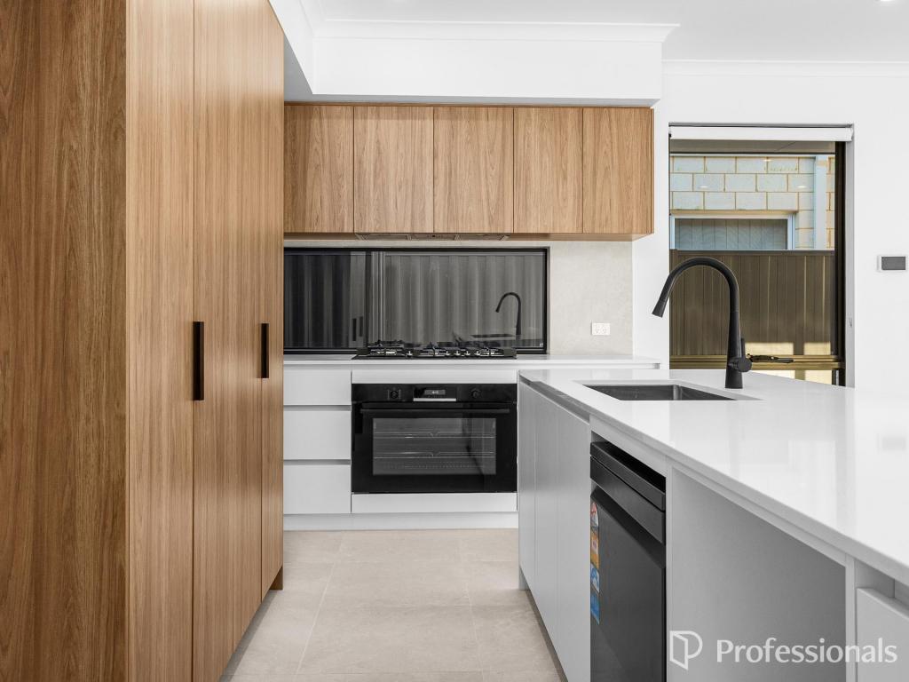 60 Currawong Loop, Treeby, WA 6164