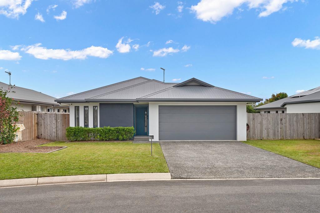 35 Noipo Cres, Redlynch, QLD 4870