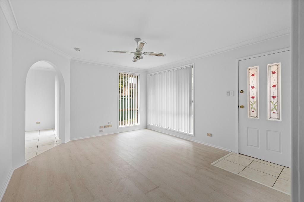 25b Valparaiso Ave, Toongabbie, NSW 2146