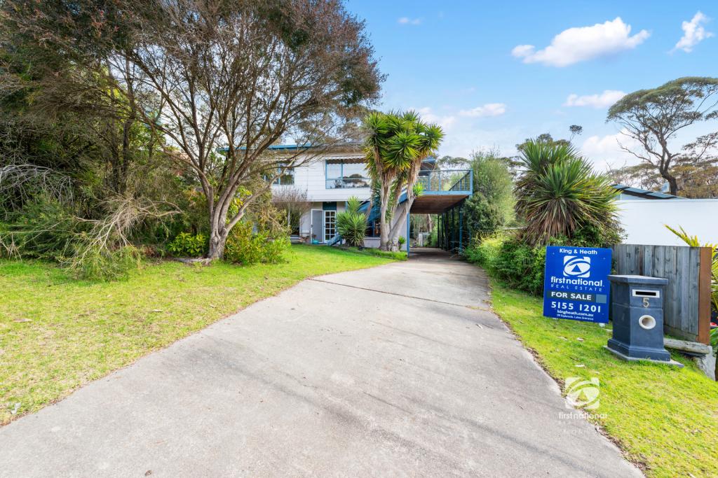 5 Gully Rd, Lake Tyers Beach, VIC 3909