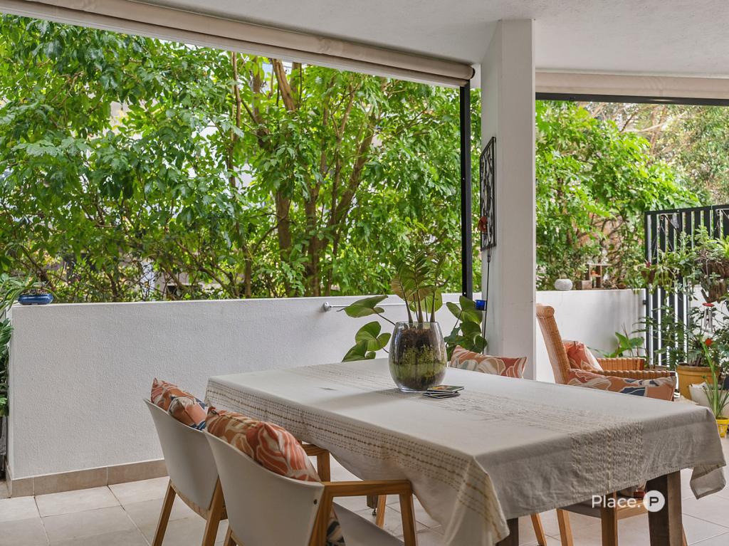 1/152 Mein St, Scarborough, QLD 4020