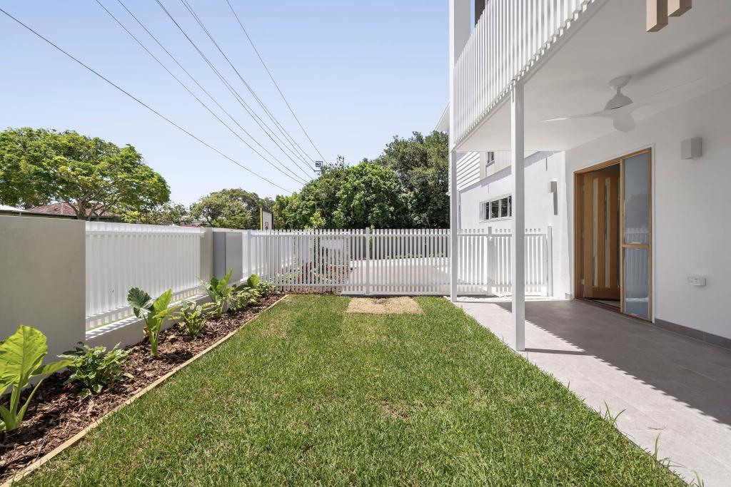 1/27 UNIVERSITY RD, MITCHELTON, QLD 4053