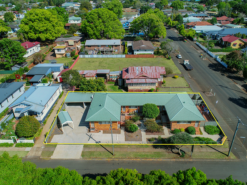 14 Taylor St, Toowoomba City, QLD 4350