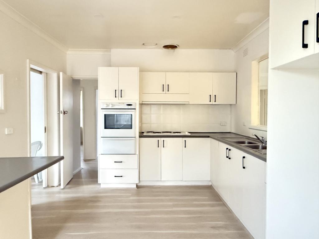 38 Romoly Dr, Forest Hill, VIC 3131