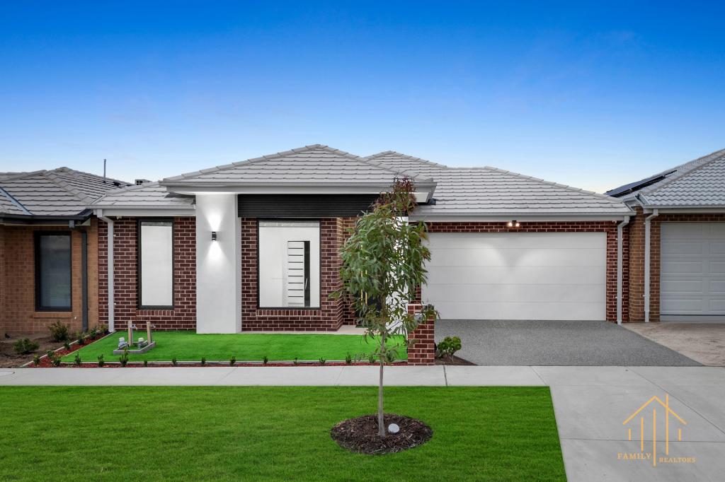 42 Sanctum Pde, Cranbourne West, VIC 3977