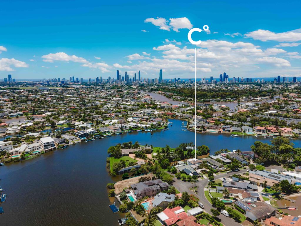 64 River Cres, Broadbeach Waters, QLD 4218