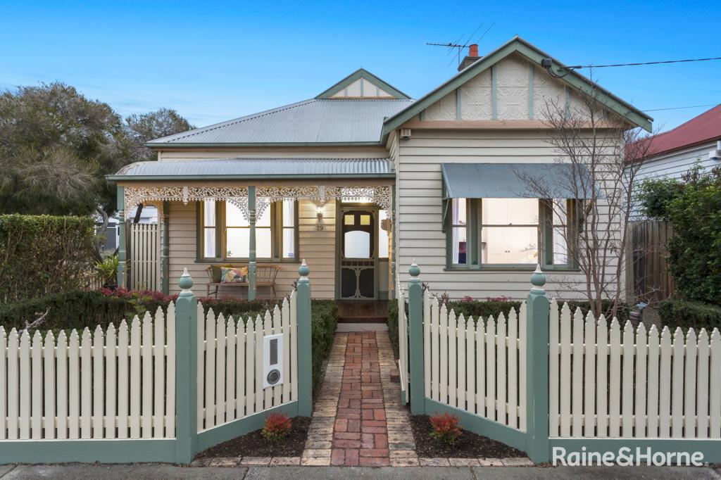 29 Collingwood Rd, Newport, VIC 3015