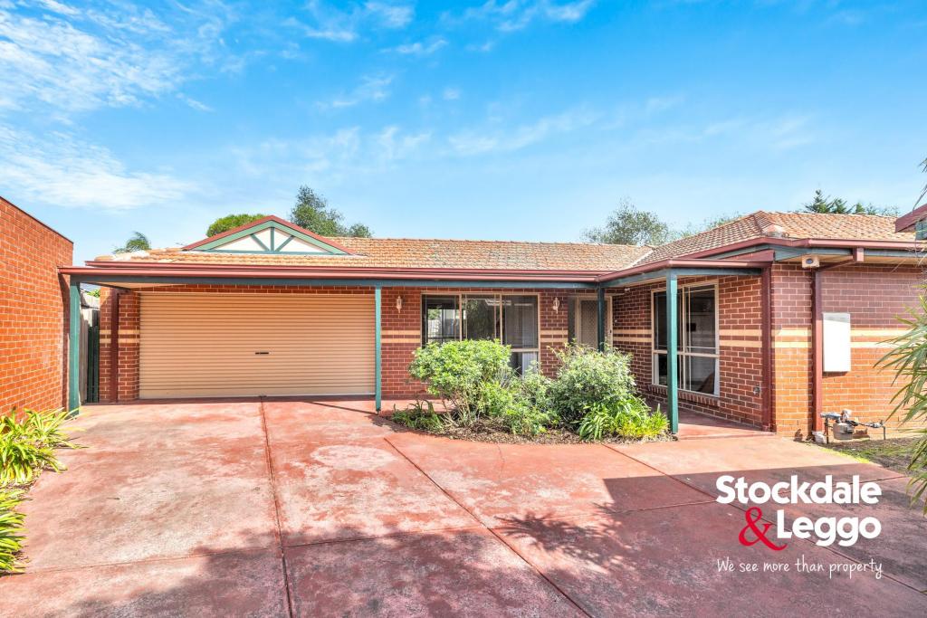 2/6 Lochmaben Ct, Greenvale, VIC 3059