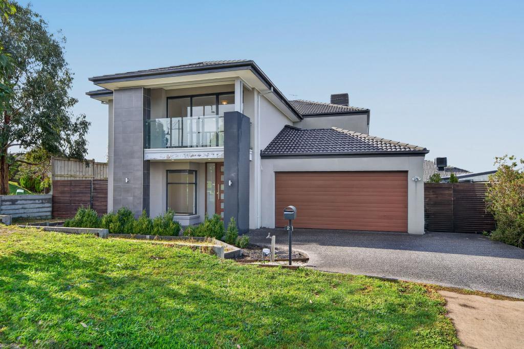 24 SUMMERHILL DR, PAKENHAM, VIC 3810