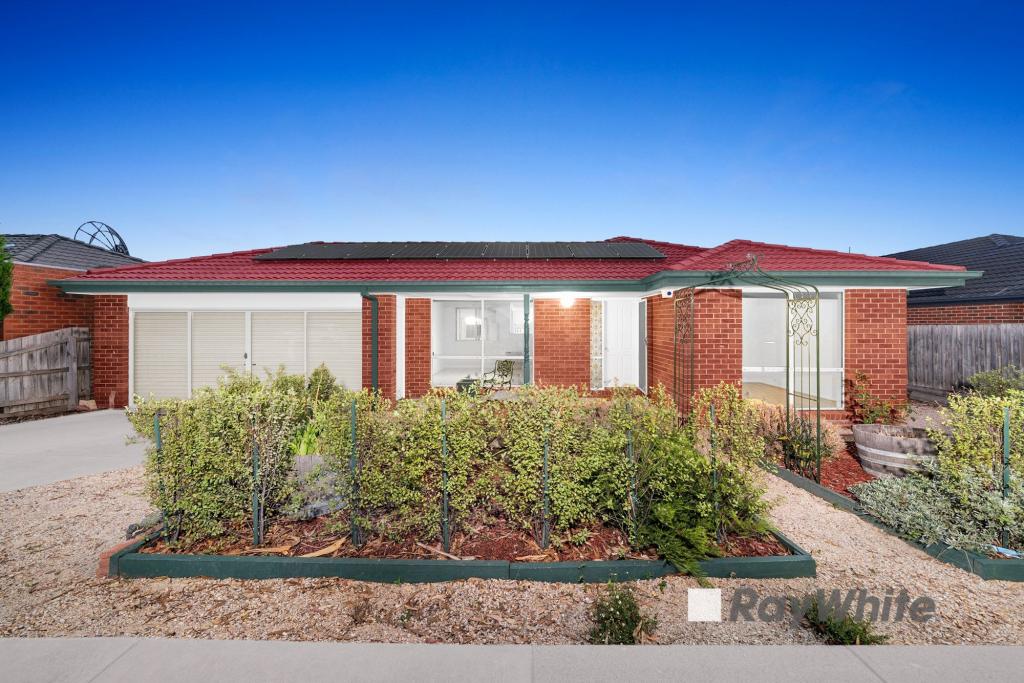 11 Karoonda Way, Hampton Park, VIC 3976