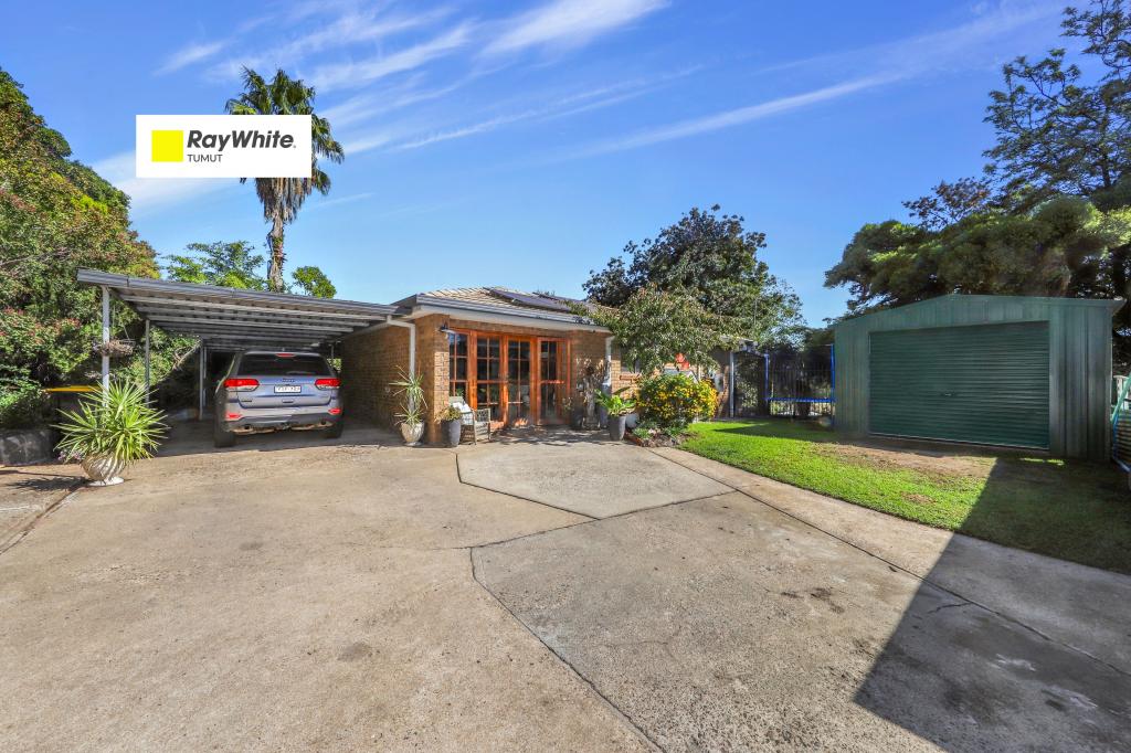 33 Clarke St, Tumut, NSW 2720