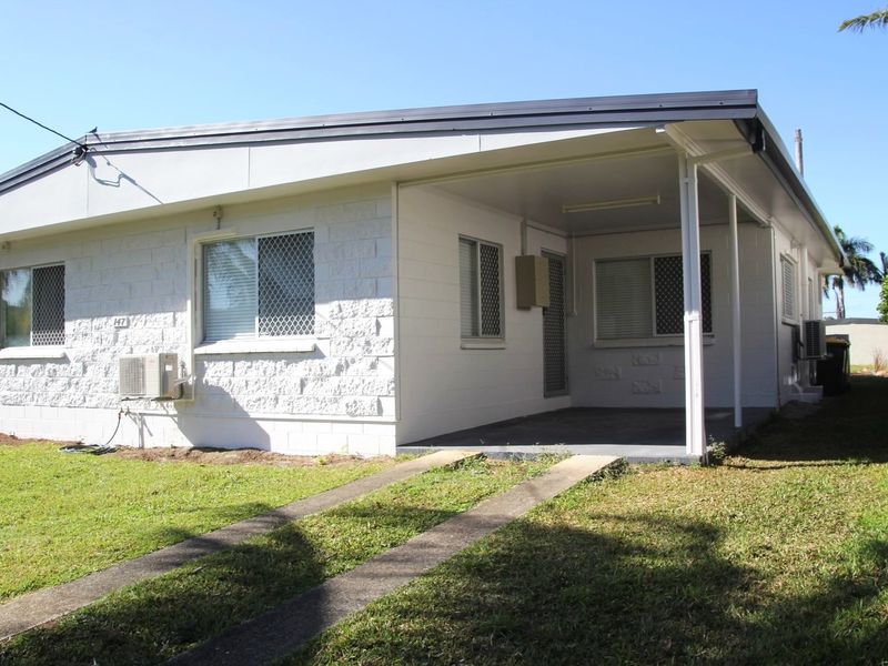 2/147 Russell St, Edge Hill, QLD 4870