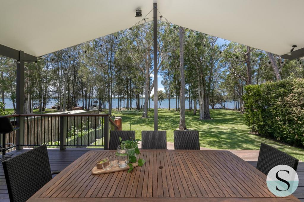 17 Lakeshore Ave, Kingfisher Shores, NSW 2259