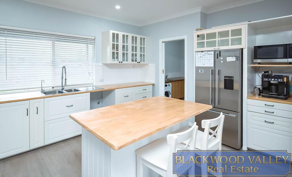 2 Kincaid Cl, Bridgetown, WA 6255