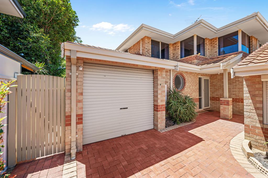 4/100 Deanmore Rd, Scarborough, WA 6019