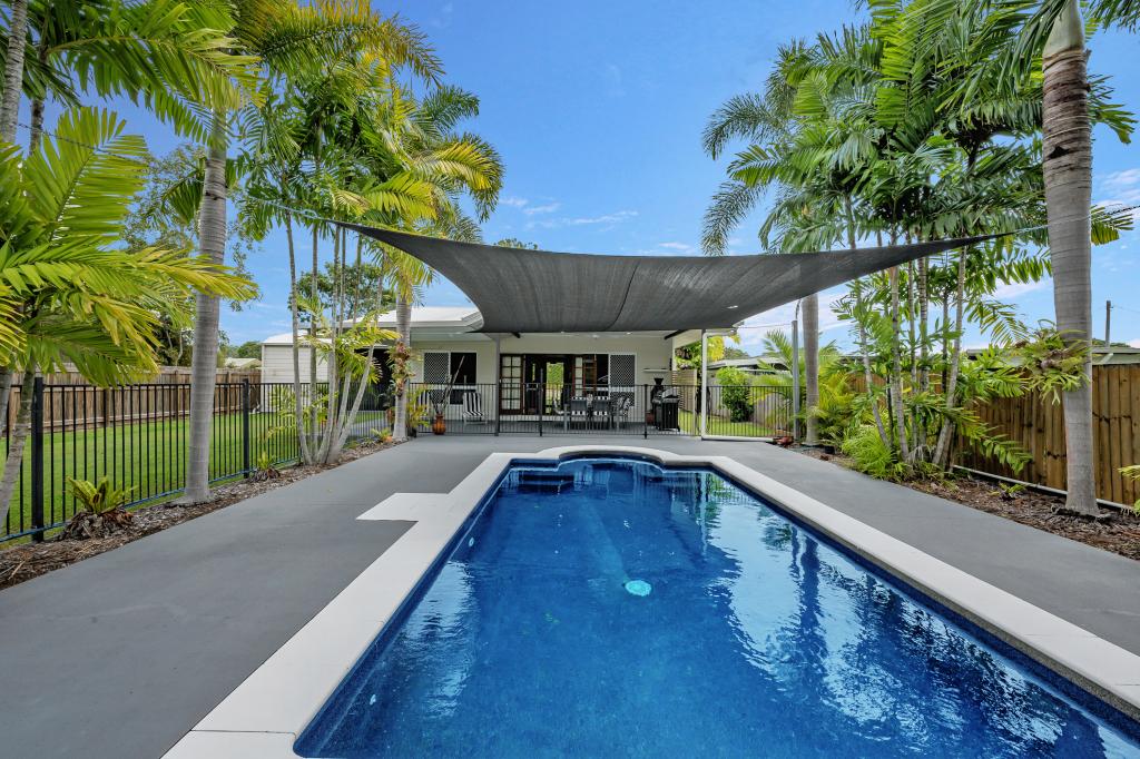 207 Balgal Beach Rd, Balgal Beach, QLD 4816