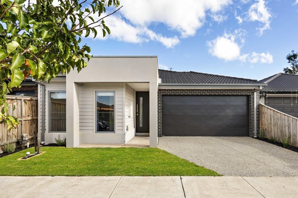 4 Metroon Dr, Weir Views, VIC 3338