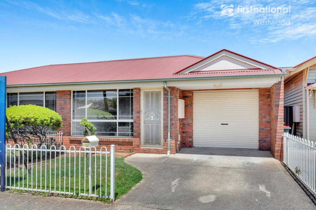 2/137 Greaves St N, Werribee, VIC 3030