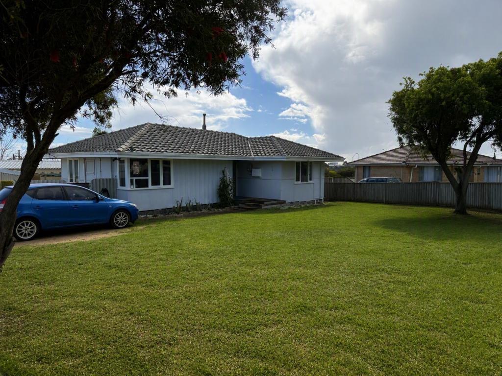 1 Jade Pl, Rangeway, WA 6530