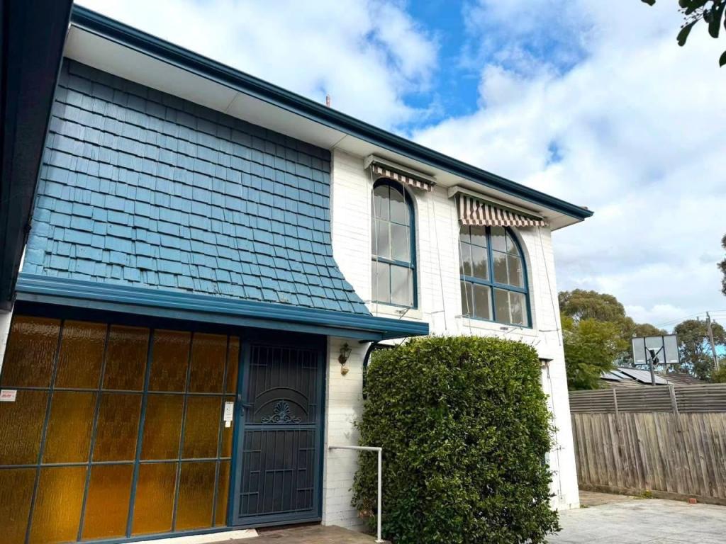 128 King Arthur Dr, Glen Waverley, VIC 3150