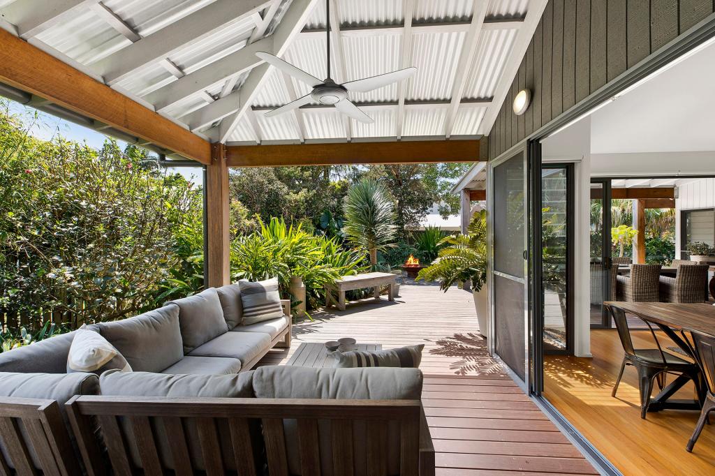 30 Lake St, North Avoca, NSW 2260