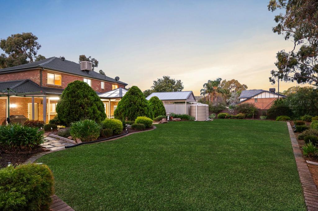 12 Rosella Cl, Flagstaff Hill, SA 5159