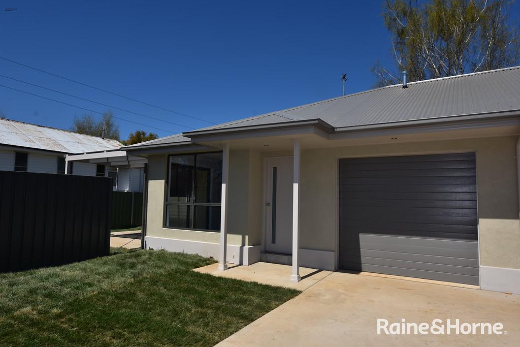 1a Redluom Pl, Orange, NSW 2800