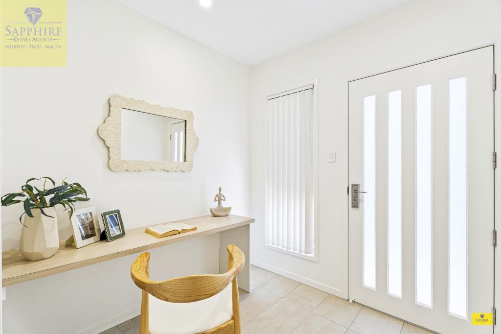 7 Peace Ct, White Rock, QLD 4306