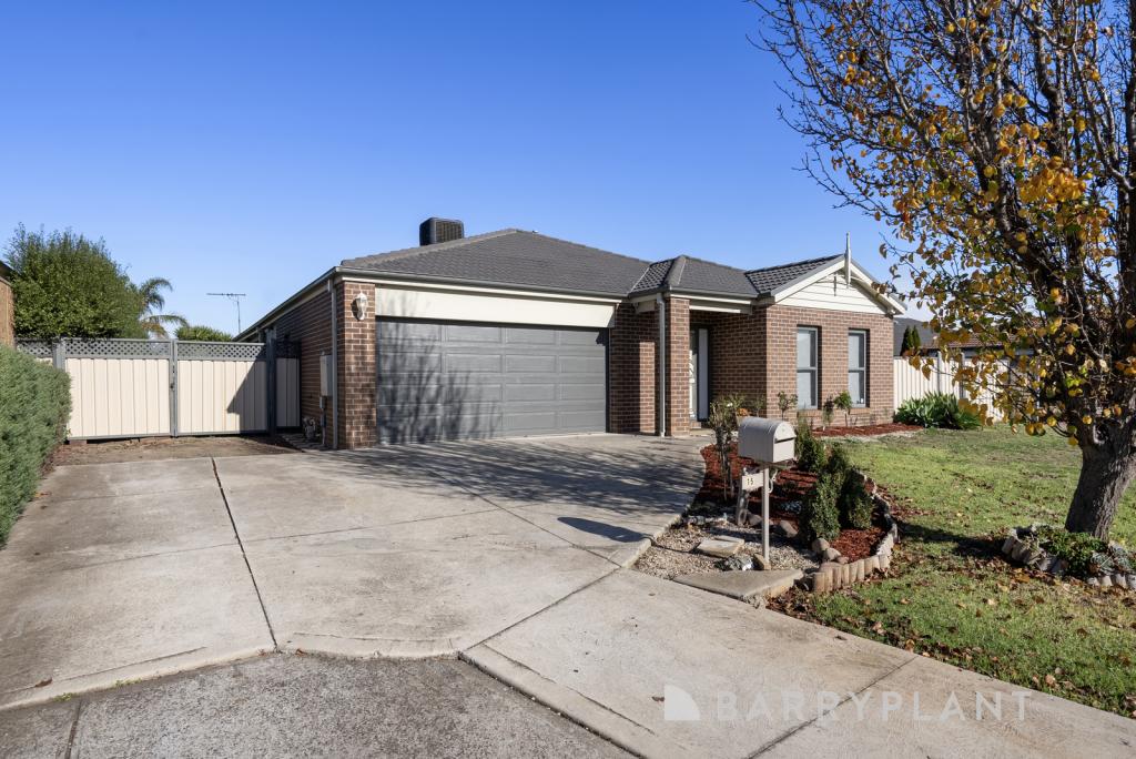 15 RANFURLIE CCT, MELTON WEST, VIC 3337